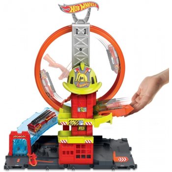 Mattel Hot Weels City super hasičská stanice se smyčkou HKX41