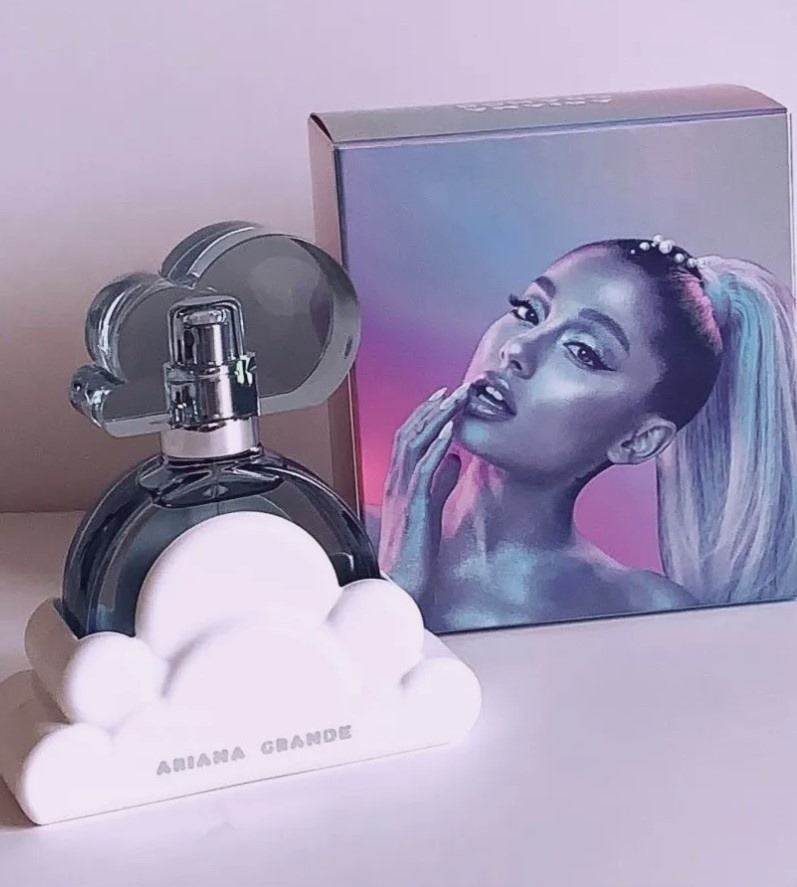 Hodnocení Ariana Grande Cloud parfémovaná voda dámská 30 ml