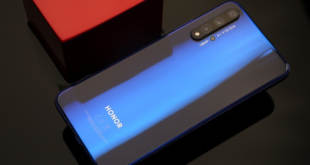 Pohled na Honor 20 6GB/128GB