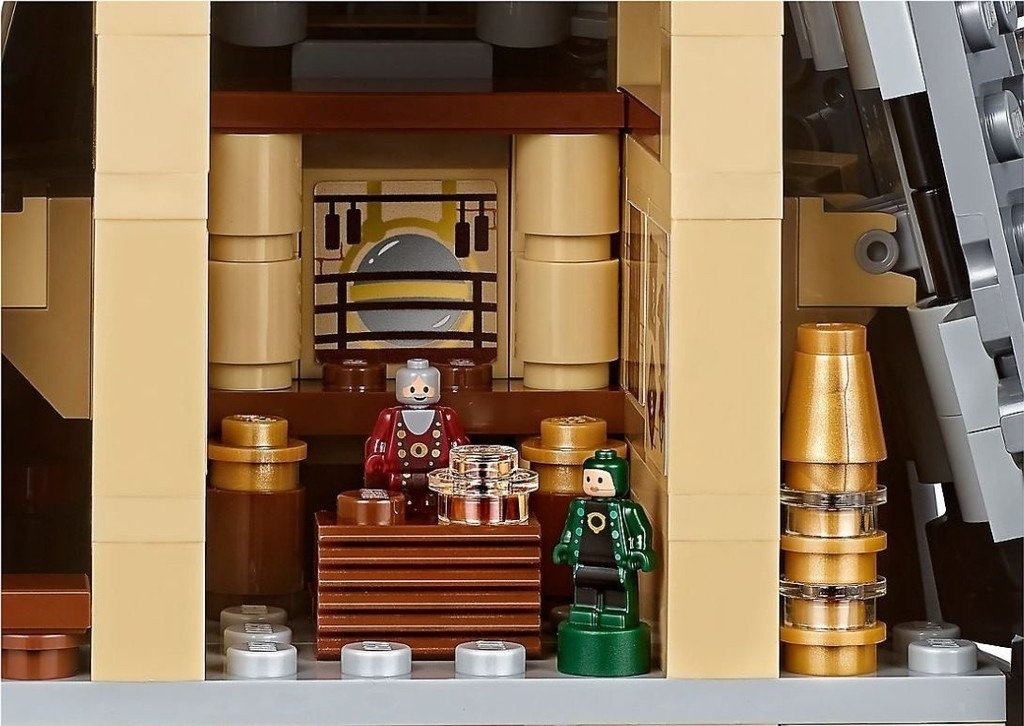 Shrnutí: LEGO® Harry Potter™ 71043 Bradavický hrad