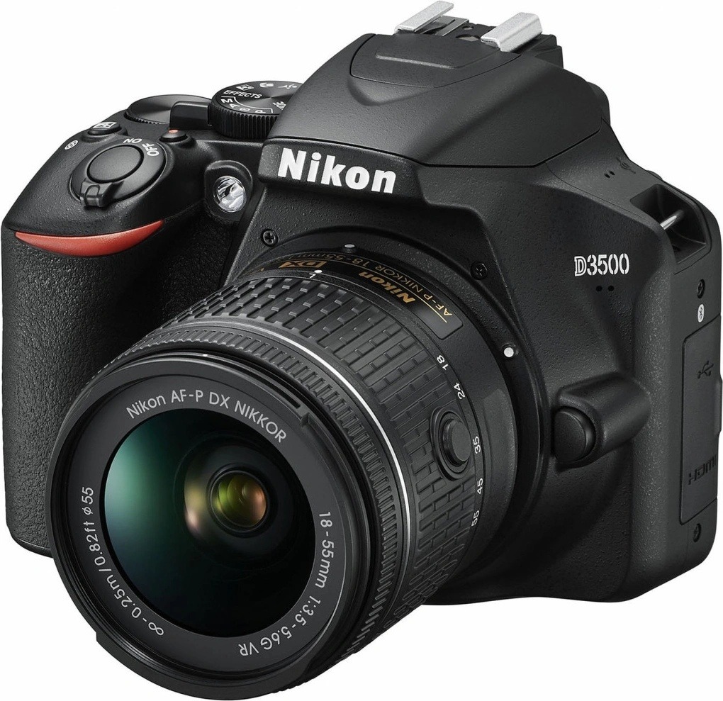 Recenze Nikon D3500