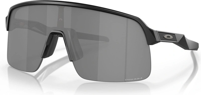 Úvaha o Oakley Sutro Lite