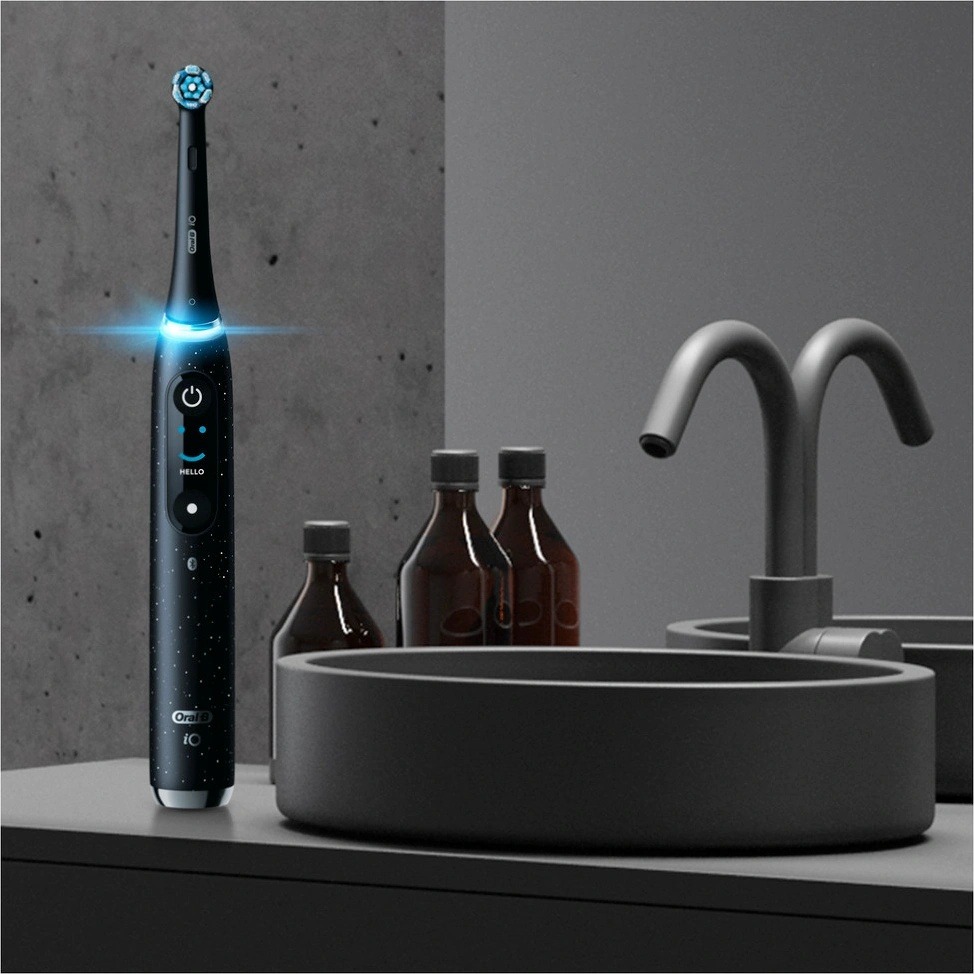 Průzkum Oral-B iO Series 10 Cosmic Black