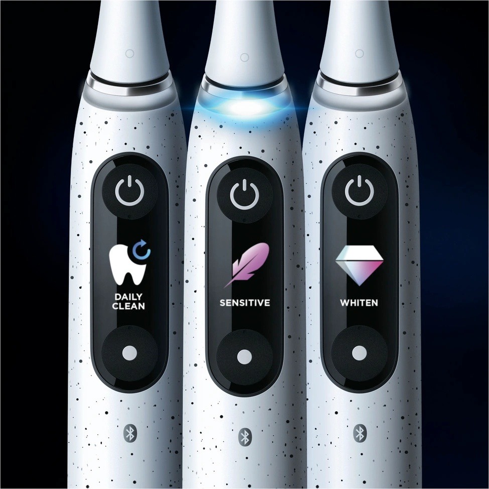 Testování Oral-B iO Series 10 Stardust White