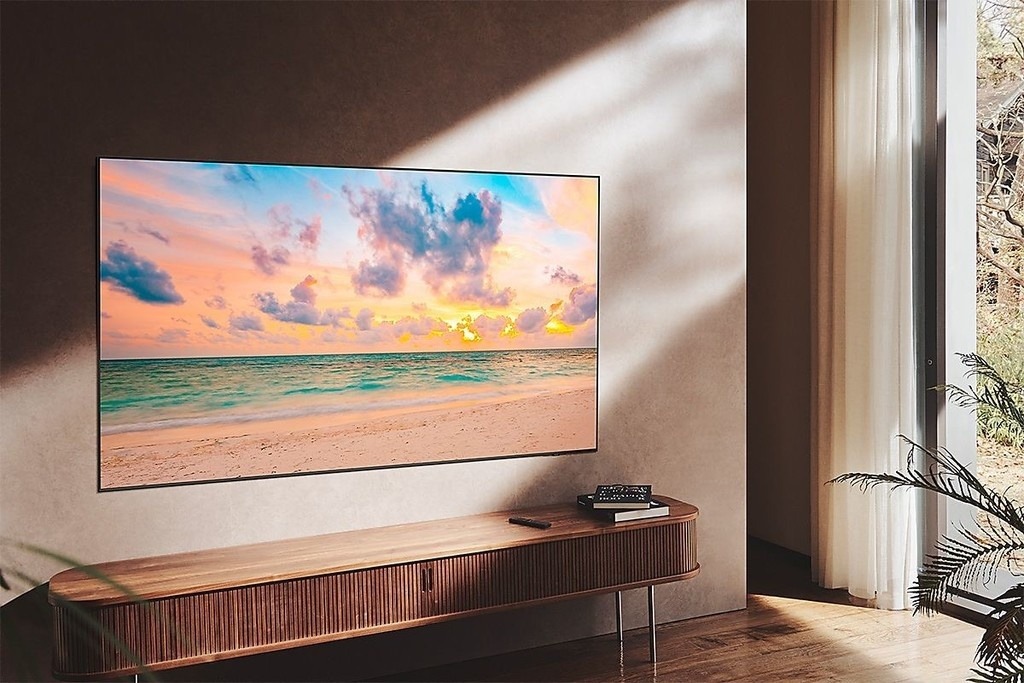 Průzkum Samsung QE55QN90B