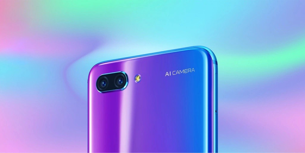 Pohled na Honor 10 4GB/64GB Dual SIM