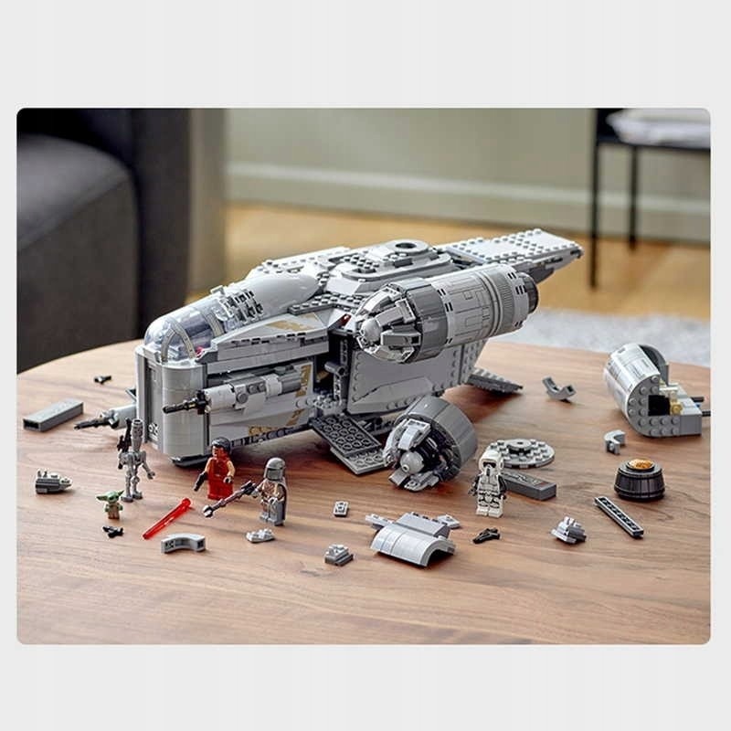 Testování LEGO® Star Wars™ 75292 Razor Crest